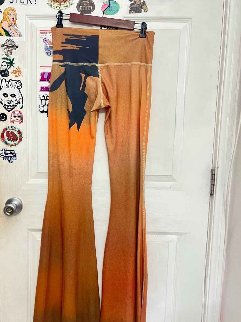teeki Burnt Orange Leggings with Beige Trim (Made of recycled water bottles) - Picture 2 of 12